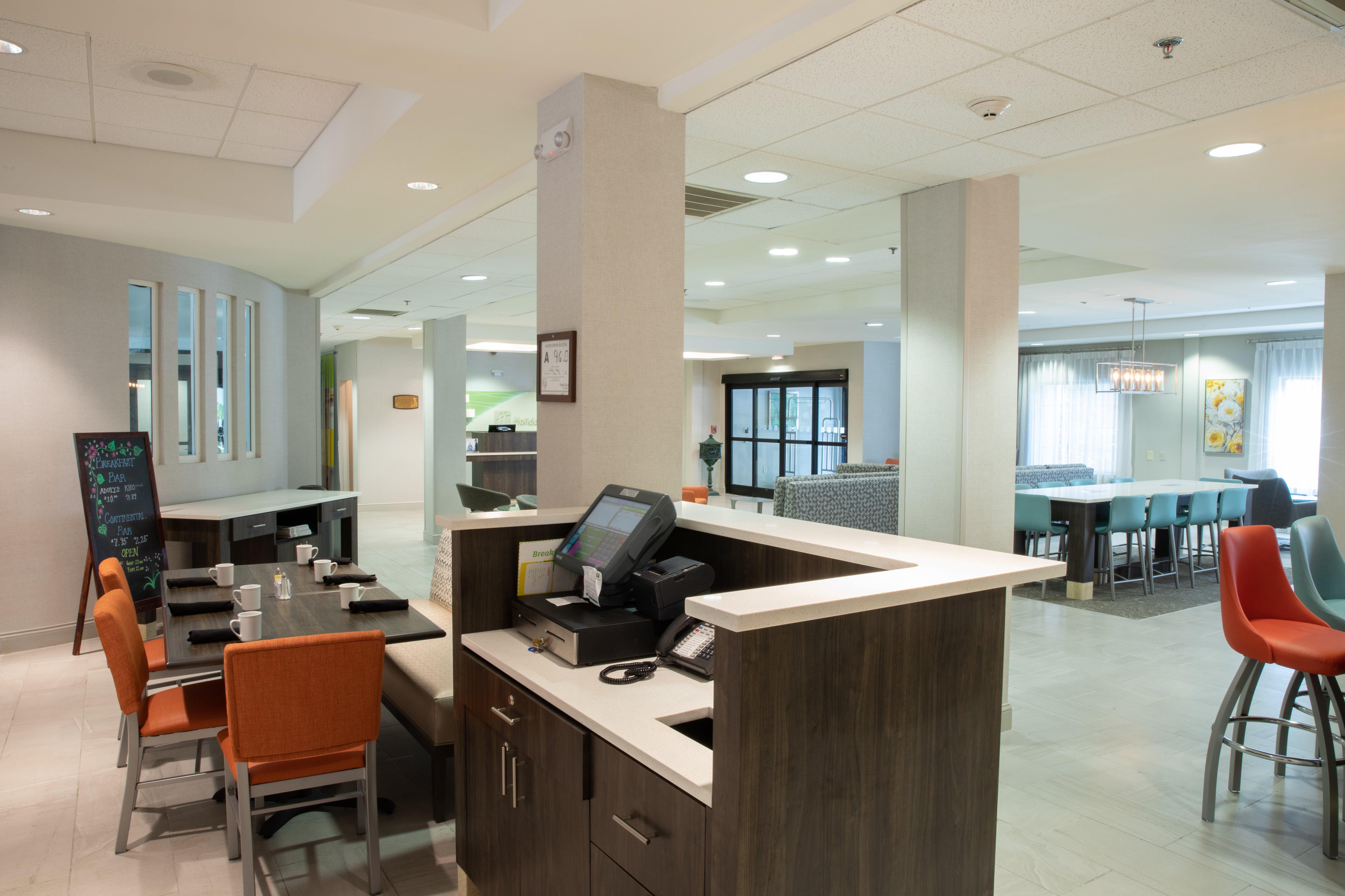Holiday Inn & Suites Raleigh Cary By Ihg Zewnętrze zdjęcie