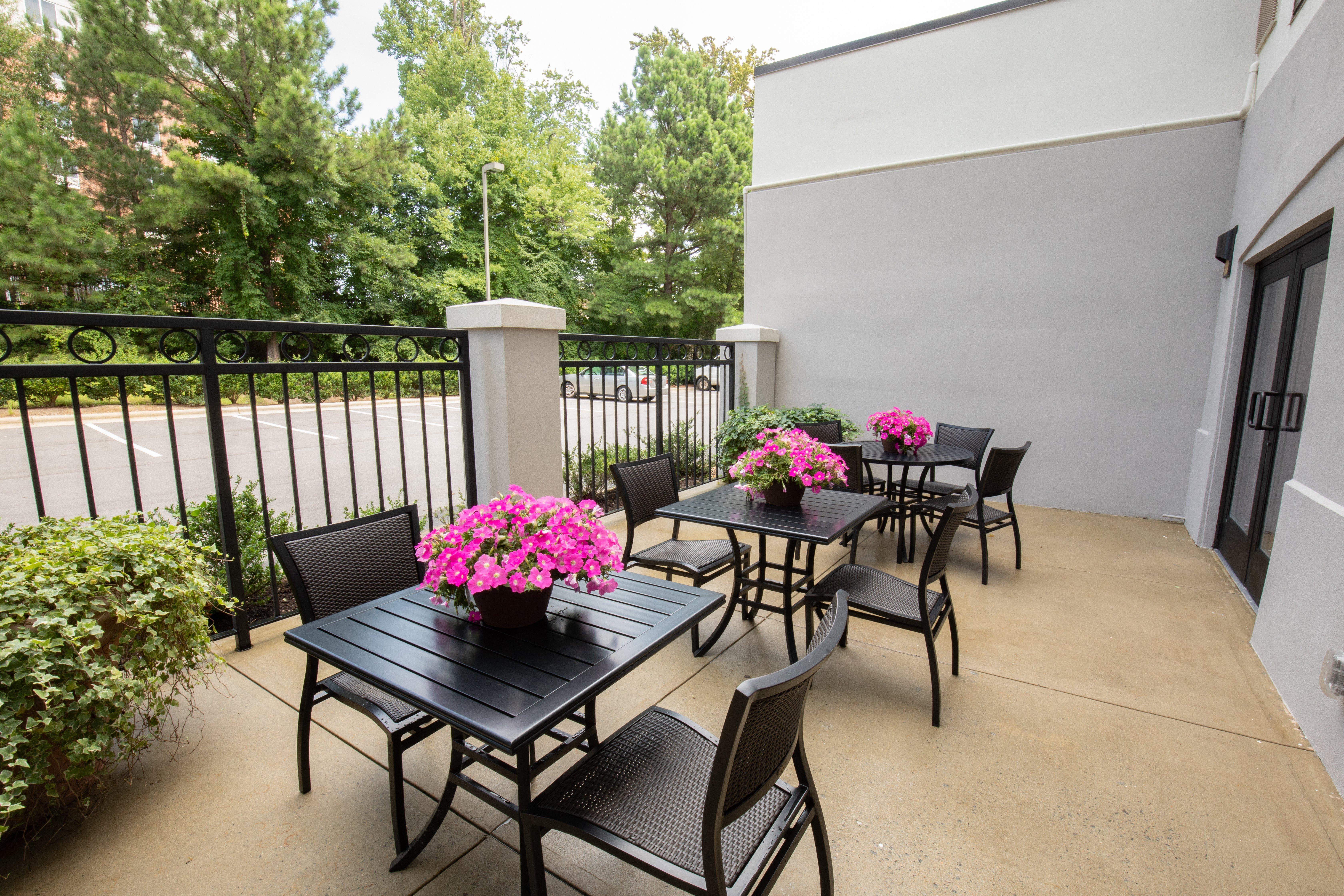 Holiday Inn & Suites Raleigh Cary By Ihg Zewnętrze zdjęcie