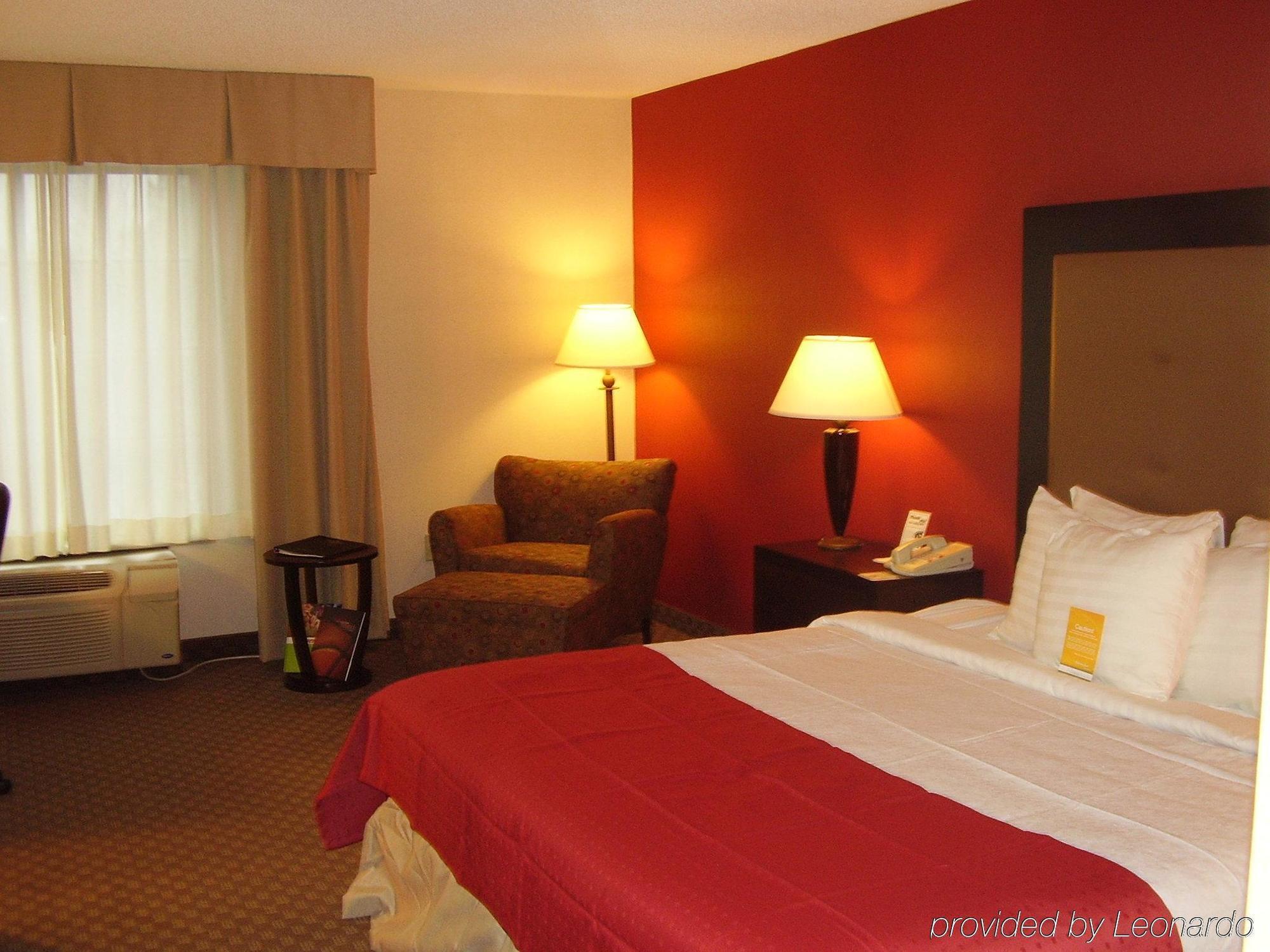 Holiday Inn & Suites Raleigh Cary By Ihg Zewnętrze zdjęcie