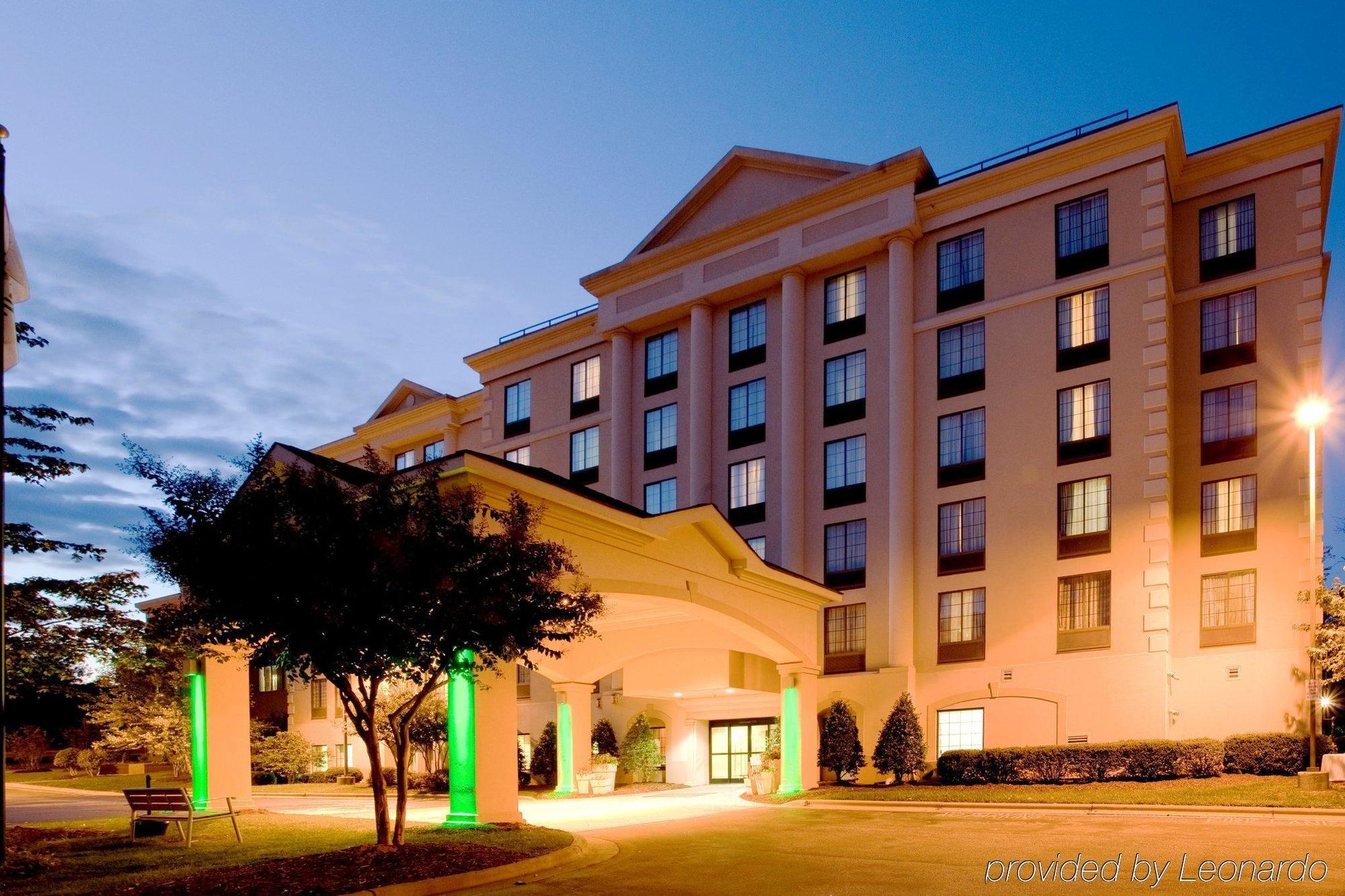 Holiday Inn & Suites Raleigh Cary By Ihg Zewnętrze zdjęcie